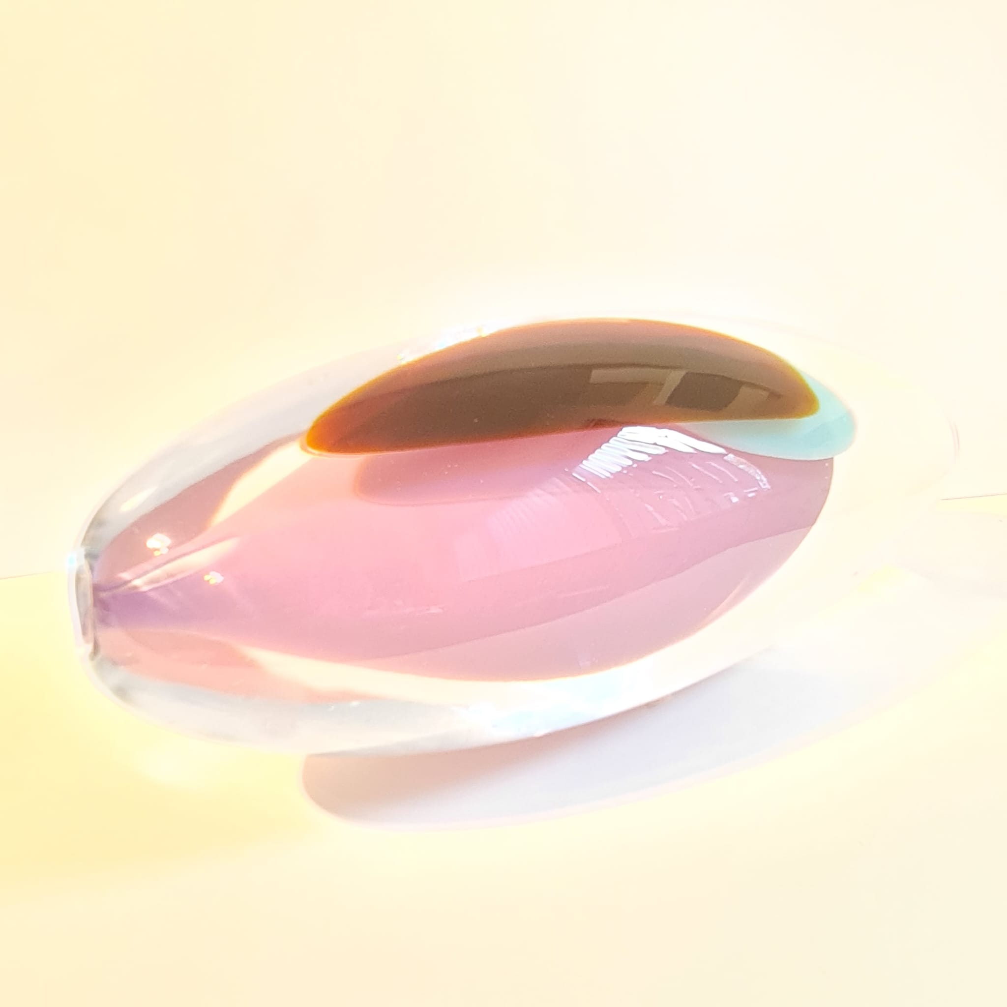 Let talk about Amphoras Floating dots red door Dirry de Bruin