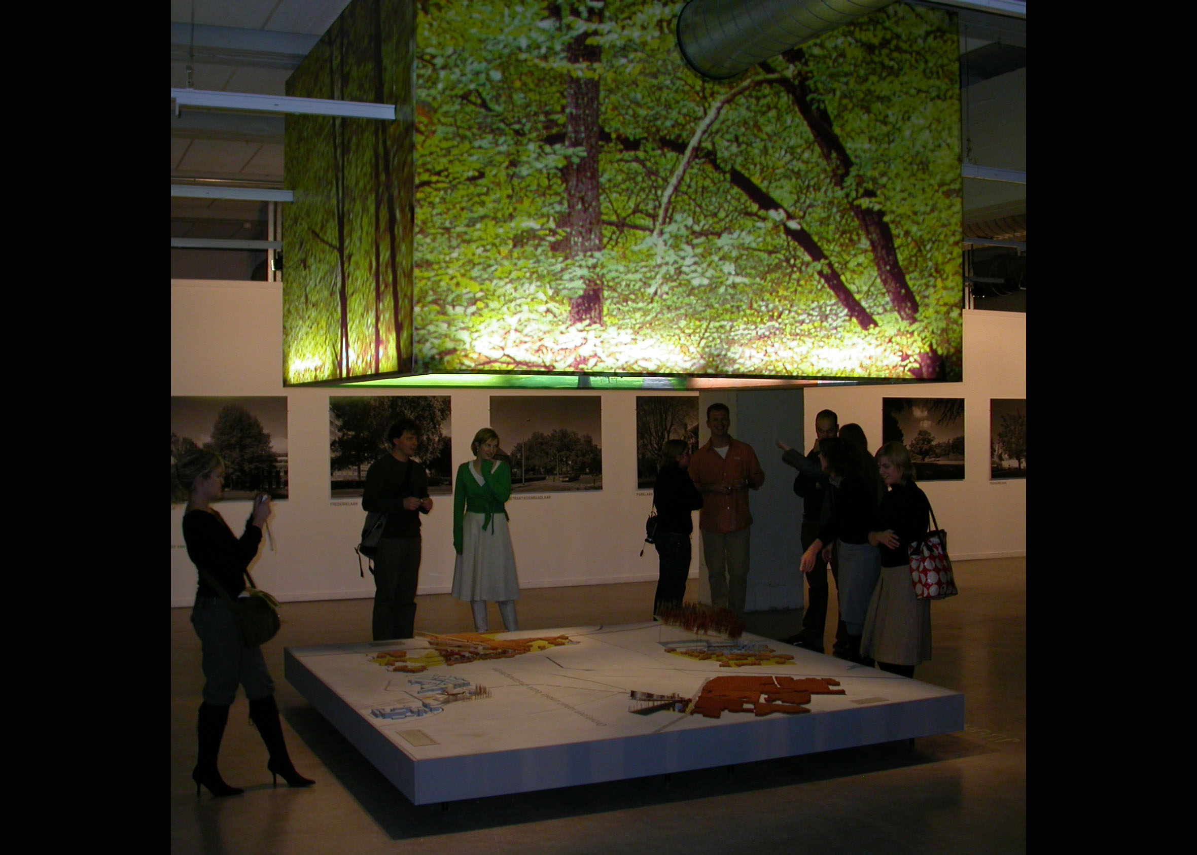 DirryOntwerpt voor Juurlink en Geluk tentoonstelling in het ACE over Eindhovendse projecten 1