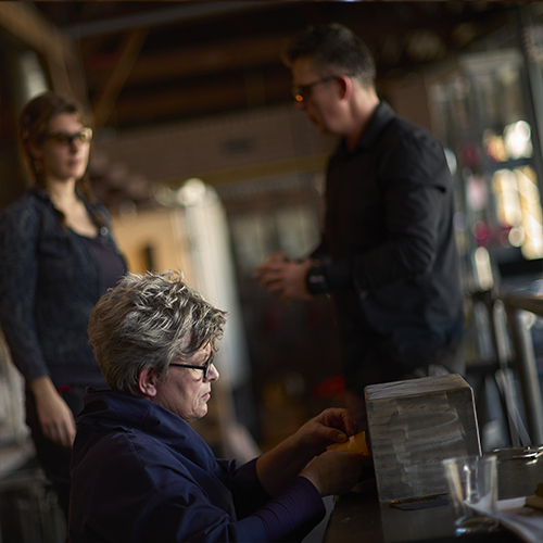 Dirry de Bruin Y-conische stolpvazen Leerdam glasblazerij - Fotografie Ben Deiman